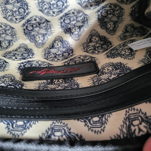 Ed Hardy Black Bag - Picture 4 of 7